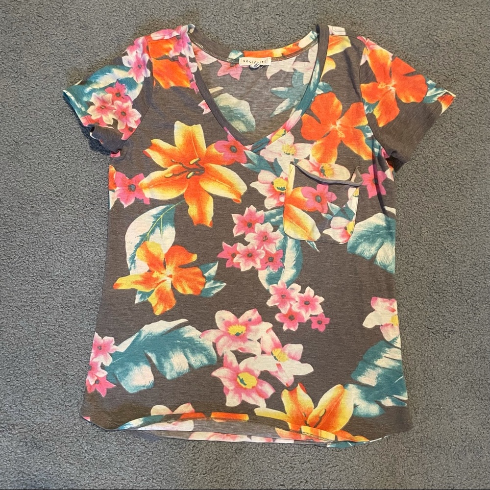 Socialite Floral Hawaiian Cotton V-Neck Casual Tee